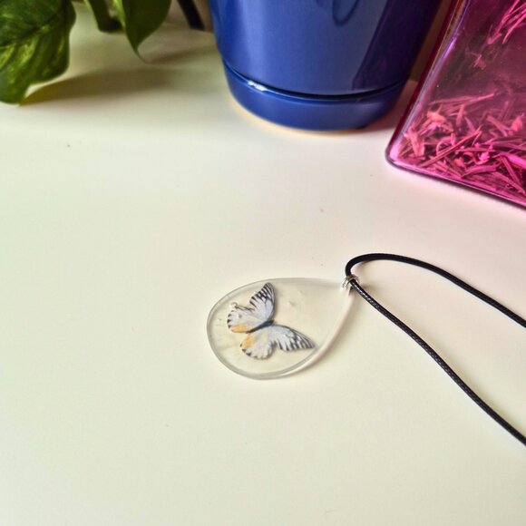 White Frosted Butterfly Necklace (Style 2) - Picture 4 of 5